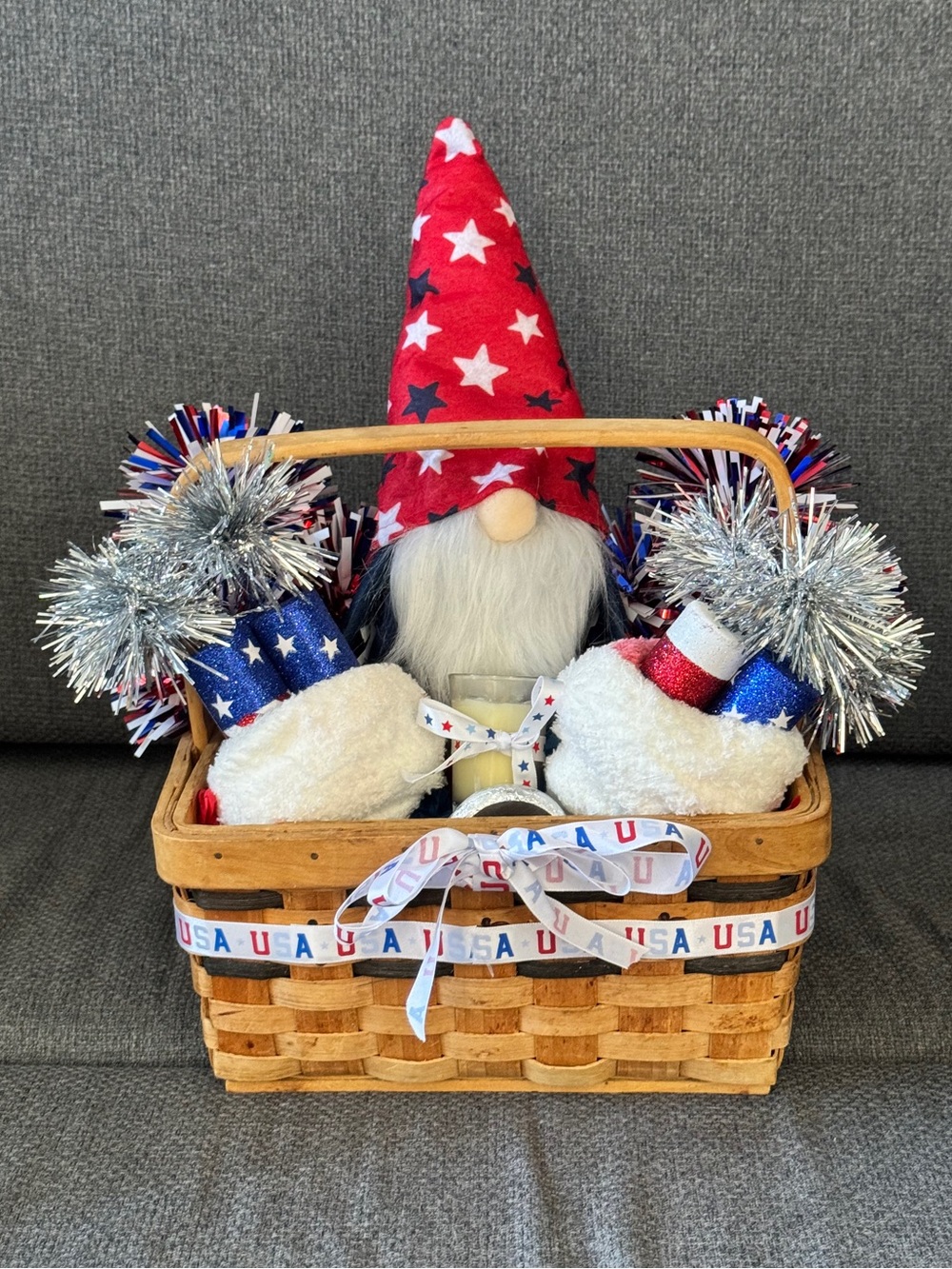 Patriotic Gnome Gift Basket Candle Socks Shower Steamer 🇺🇸